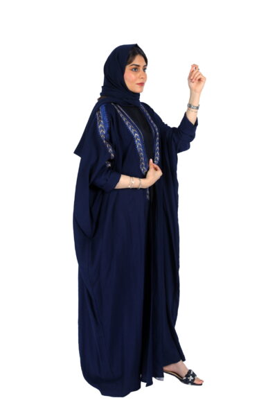 ⁦عباية تطريز قطري كحلي⁩ - الصورة ⁦3⁩