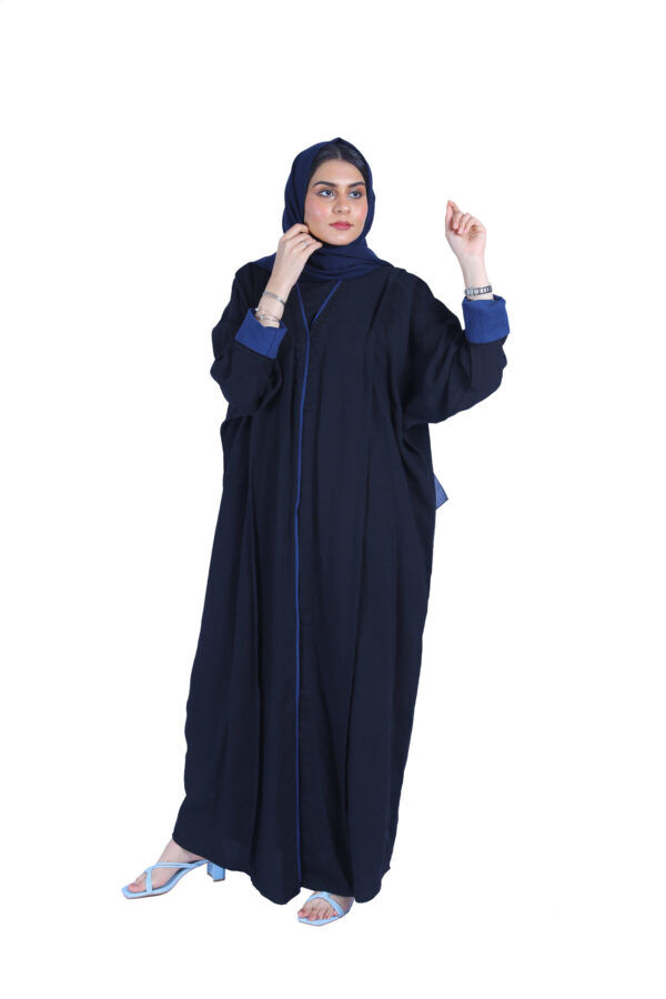 ⁦عبايه بقصة اماراتي بتطريز شك مخفي مميز⁩ - الصورة ⁦4⁩