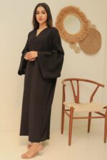 ⁦عبايه بقصة اماراتي أسود⁩ - الصورة ⁦3⁩