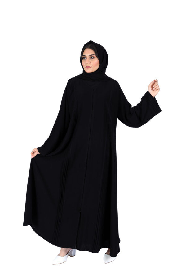 ⁦عبايه كلوش كلاسيك محددة باسود⁩ - الصورة ⁦3⁩