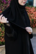 ⁦عباية اماراتي بخيوط مبتكره بلون بيج⁩ - الصورة ⁦4⁩