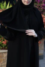 ⁦عباية اماراتي بخيوط مبتكره بلون بيج⁩ - الصورة ⁦5⁩