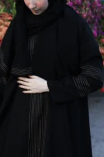 ⁦عباية اماراتي بخيوط مبتكره بلون بيج⁩ - الصورة ⁦6⁩