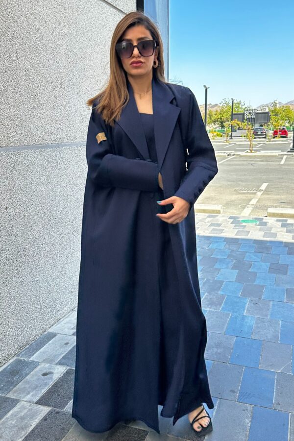 ⁦عباية كحلي بليزر مندمجة بطبقة داخلية⁩ - الصورة ⁦2⁩