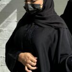 عباية كلاسيك بتطريز كحلى من امام