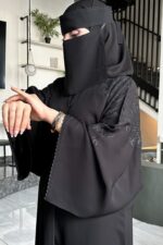 ⁦عباية كتف مطرزه على الأكتاف بقصه كم اماراتي⁩ - الصورة ⁦6⁩