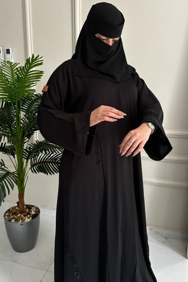 ⁦عباية كتف بشك اماراتي مستورده رقم (2)⁩ - الصورة ⁦3⁩