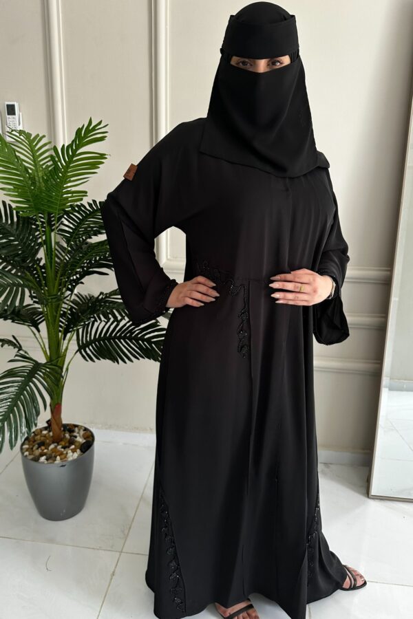 ⁦عباية كتف بشك اماراتي مستورده رقم (2)⁩ - الصورة ⁦6⁩