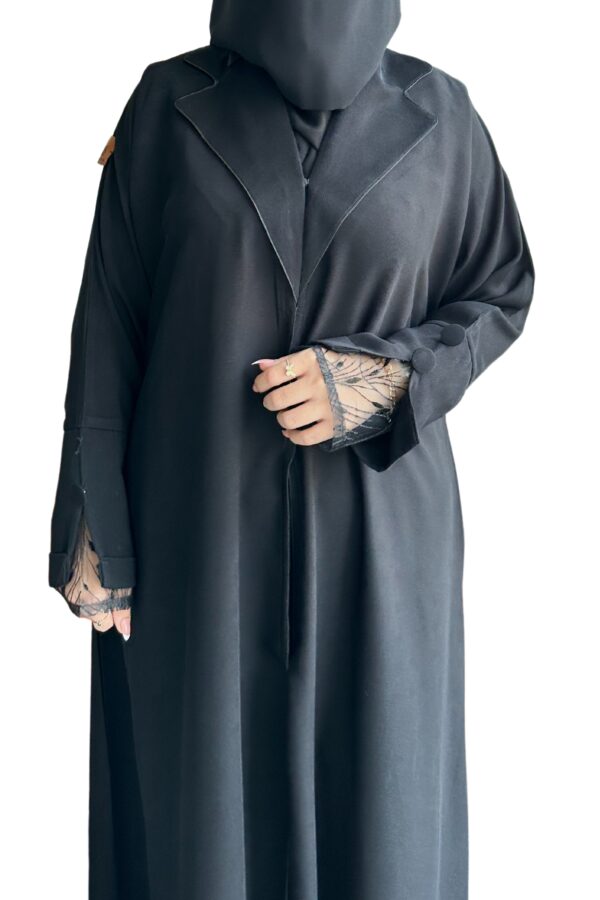 ⁦عبايه كتف كلوش بكم دنتيل⁩ - الصورة ⁦2⁩