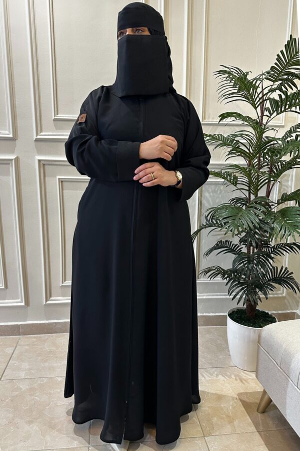 ⁦عباية نواعم بجيوب مخفى وسحاب امامية⁩ - الصورة ⁦7⁩