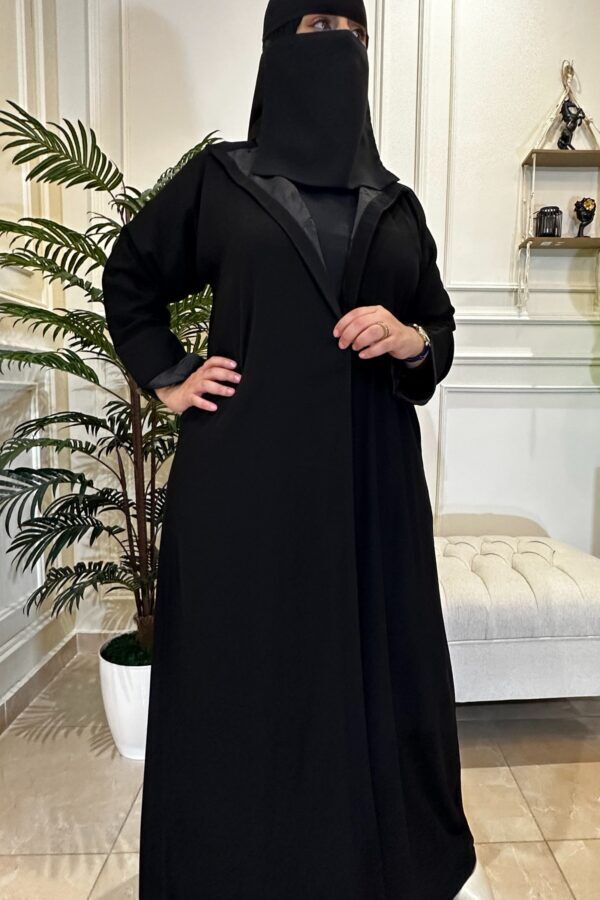 ⁦عبايه ملكي لياقة محدد  كلاسيك⁩ - الصورة ⁦6⁩