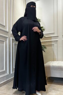 عباية كلوش نواعم محدد بشريط فصوص