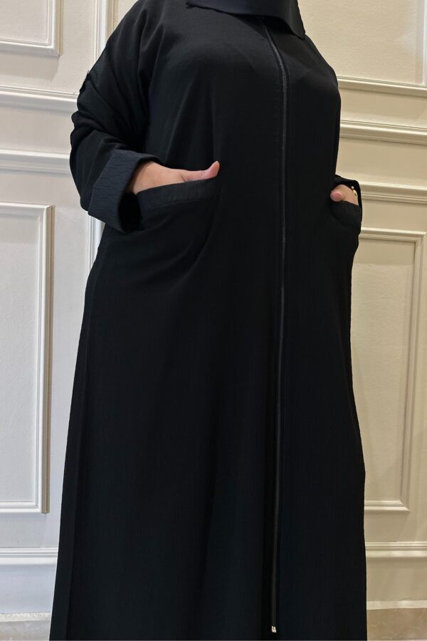 ⁦عبايه سحاب بجيوب امامية⁩ - الصورة ⁦3⁩