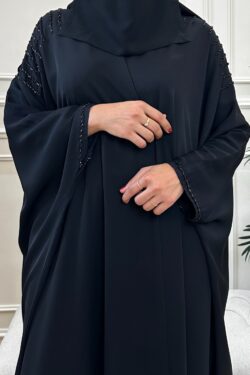 عباية بشت بشك اسود على اكتاف