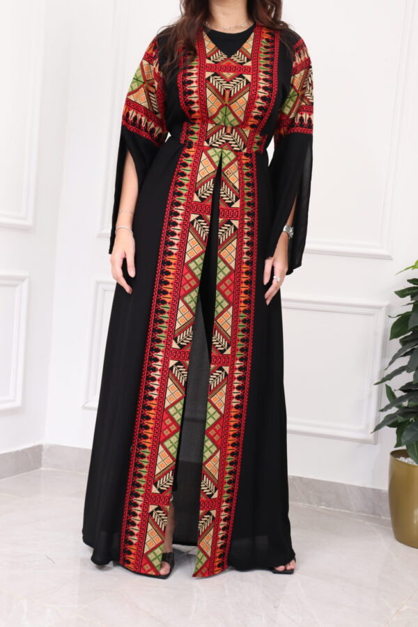 ⁦جلابيه بتطريز عربي و بكم وسيع احمر⁩ - الصورة ⁦12⁩