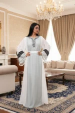 ⁦جلابيه رصاصي شك من امام وبكم وسيع كتل⁩ - الصورة ⁦13⁩