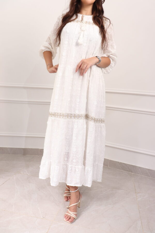 ⁦جلابيه ابيض بقماش مشجر من نفسه بكم مطاط⁩ - الصورة ⁦8⁩