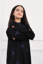 عبايه بناتي بتطريز فرشه كامل بكحلي