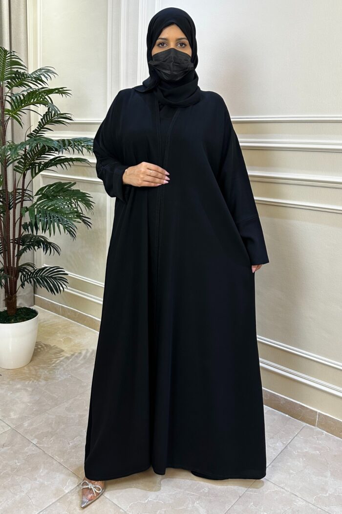⁦عبايه مطرزه من خلف مبتكره بلاسود⁩ - الصورة ⁦7⁩