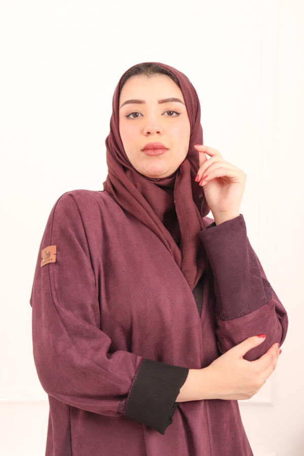 ⁦عبايه شامواه موف بتطرزه من اجناب⁩ - الصورة ⁦4⁩