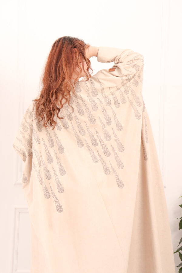 ⁦عبايه شمواه بيج مطرزه بنحاسي⁩ - الصورة ⁦5⁩