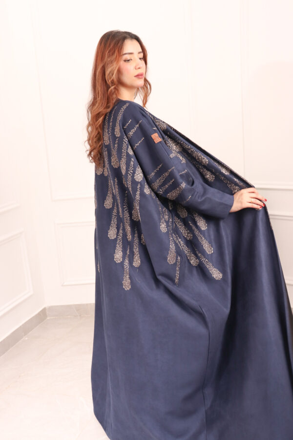 ⁦عبايه شمواه كحلي مطرزه بنحاسي⁩ - الصورة ⁦9⁩