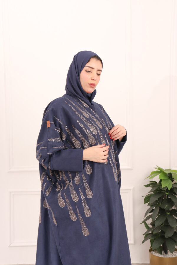 ⁦عبايه شمواه كحلي مطرزه بنحاسي⁩ - الصورة ⁦11⁩