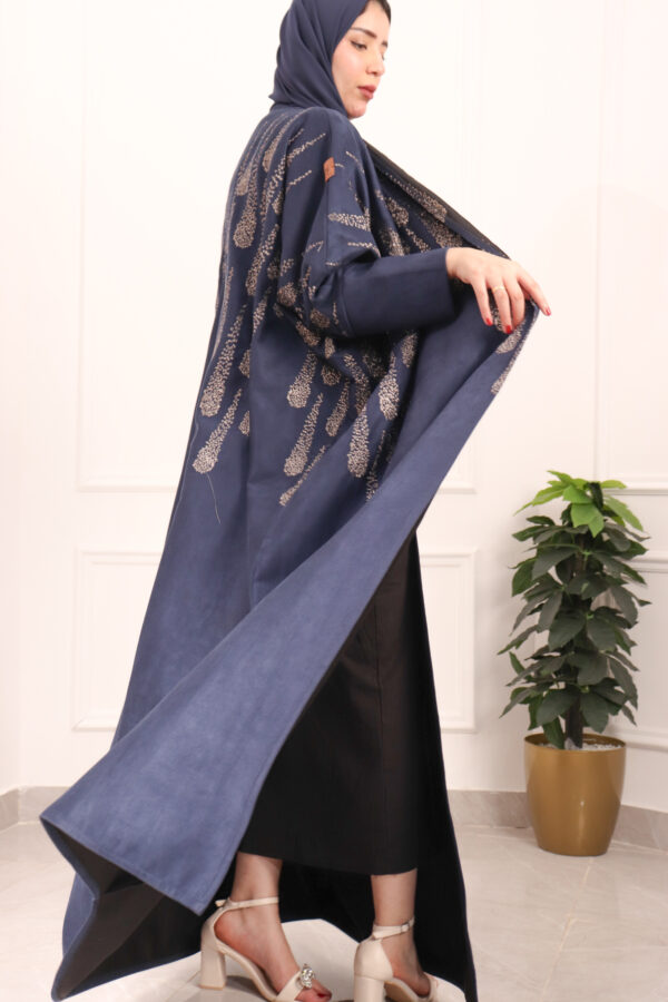 ⁦عبايه شمواه كحلي مطرزه بنحاسي⁩ - الصورة ⁦4⁩