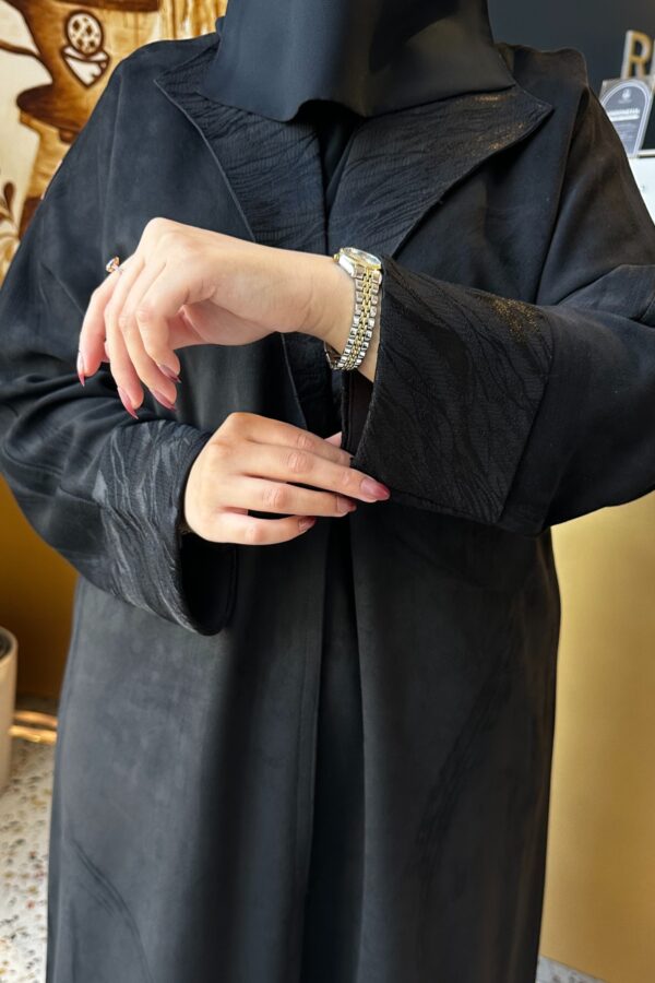 ⁦عبايه تصميم بليزر شتوي⁩ - الصورة ⁦6⁩