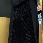 عبايه لياقه و مكسره من اجناب بمخمل