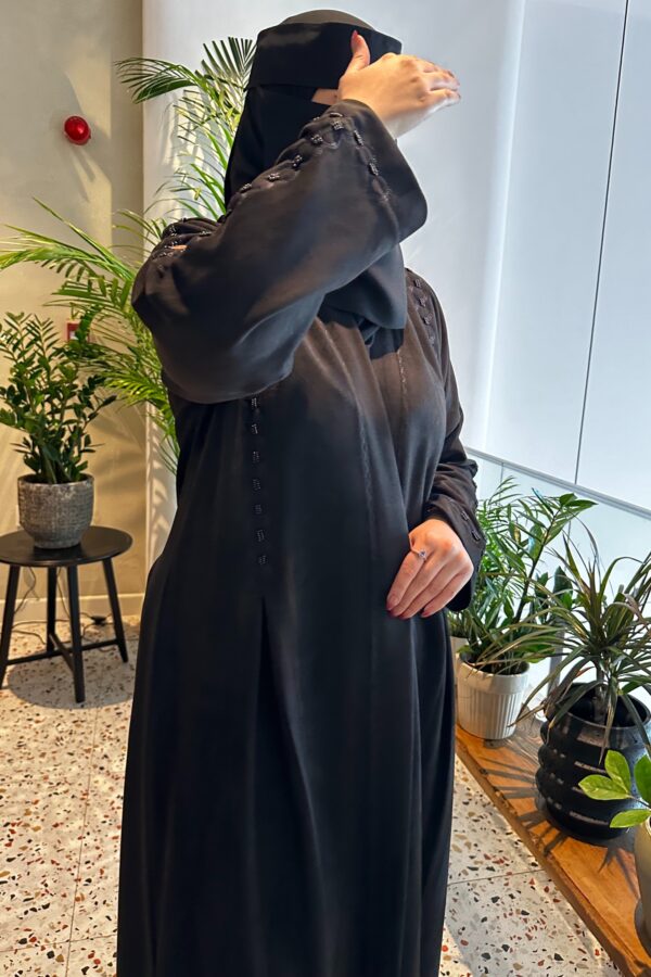 ⁦عباية شامواه بشك من الاكتاف و الامام⁩ - الصورة ⁦5⁩