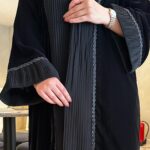 عباية مخمل مع تداخل كسرات و كلفه اسود من اكمام و امام