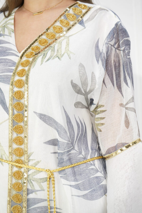 ⁦جلابية مشجرة باكمام كلوش لون كحلي مع شريط شك⁩ - الصورة ⁦4⁩