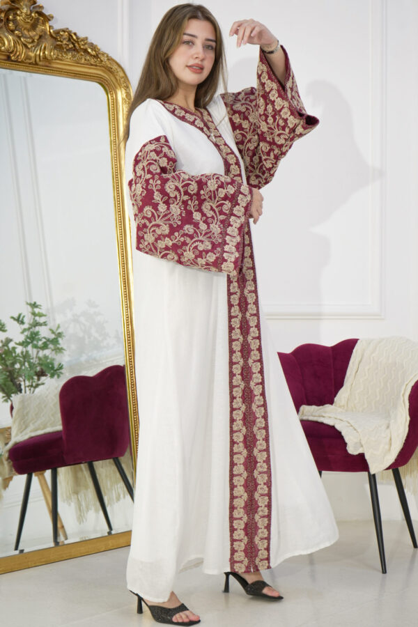 ⁦جلابيه عنابي خليجى باكمام وسيع⁩ - الصورة ⁦5⁩