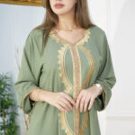 جلابيه تيفاني خليجيه بتطريز وشريط فصوص من امام