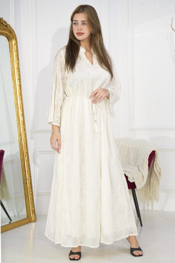 ⁦جلابيه ابيض بلياقه و اكمام و سيع⁩ - الصورة ⁦4⁩