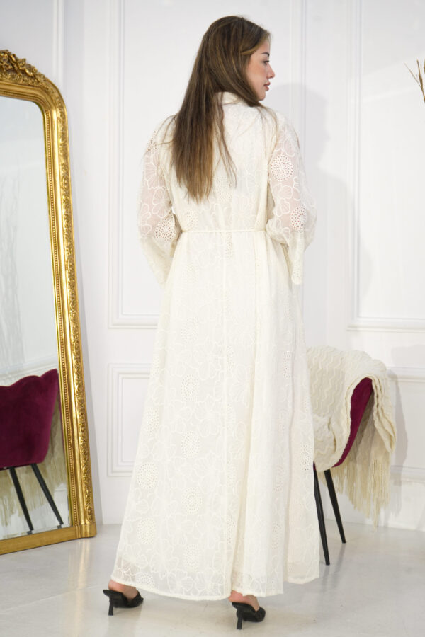 ⁦جلابيه ابيض بلياقه و اكمام و سيع⁩ - الصورة ⁦6⁩