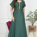 جلابيه زيتي مطرزه تطريز كبيوتر من امام مع فصوص