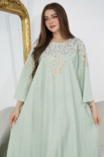 ⁦جلابيه تيفاني بخرز من صدر منتد الى اكتاف⁩ - الصورة ⁦6⁩