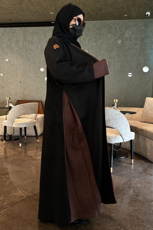 ⁦عباية شامواه ربع كلوش محدده ببني و بأكمام معصم⁩ - الصورة ⁦6⁩