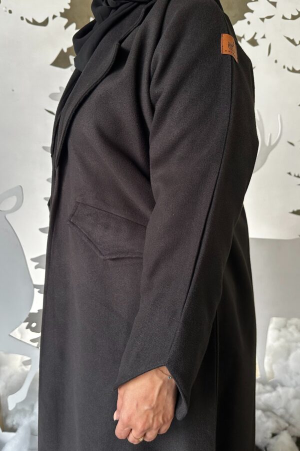 ⁦عباية شتوية رسمية جوخ بقصة ربع كلوش⁩ - الصورة ⁦22⁩