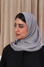 طرحه رمادي لنن