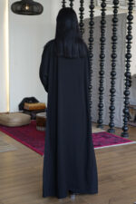 ⁦عباية كلوش بتطريز خيوط مخفي من اجناب⁩ - الصورة ⁦6⁩