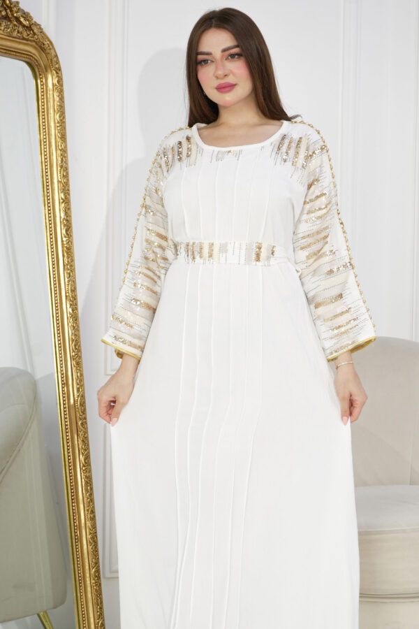 ⁦جلابيه ابيض مطرزه بترتر⁩ - الصورة ⁦3⁩