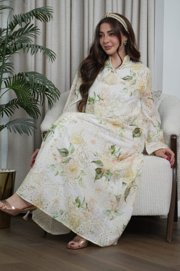 ⁦جلابية مشجره بورد اخضر⁩ - الصورة ⁦2⁩