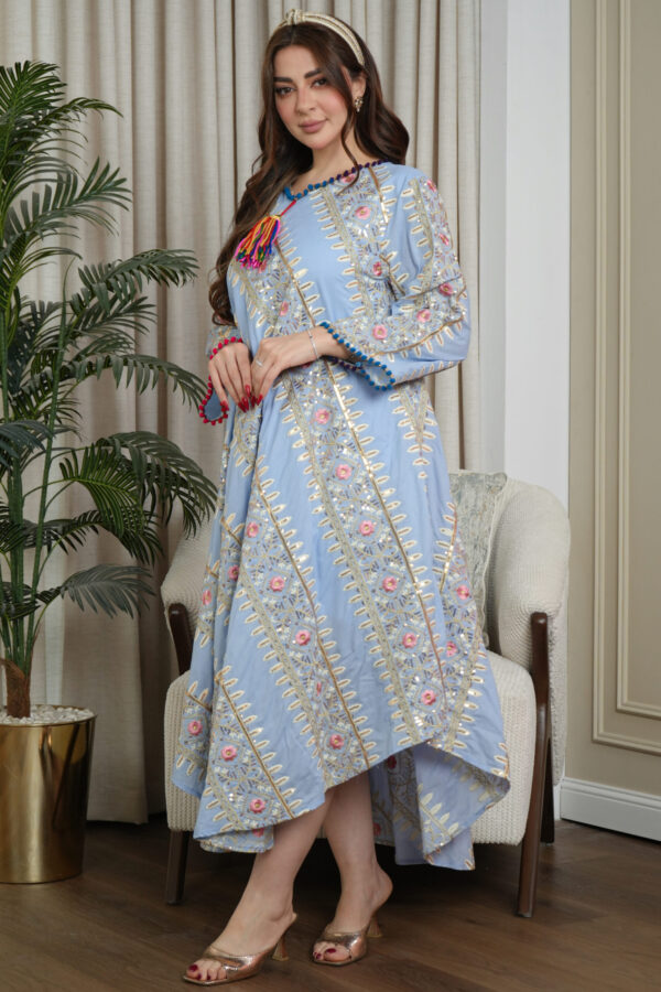 ⁦جلابيه سماوي بترتر على شكل خطوط⁩ - الصورة ⁦8⁩