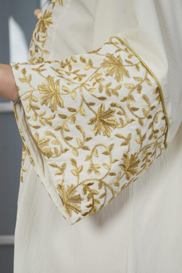 ⁦جلابيه بيج خليجيه بلياقه⁩ - الصورة ⁦2⁩