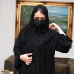 عبايه كلوش نواعم بشريط شك