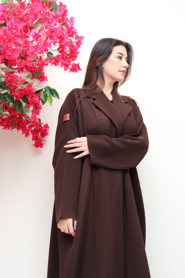 ⁦عبايه لياقه بني بكسر من اجناب⁩ - الصورة ⁦7⁩