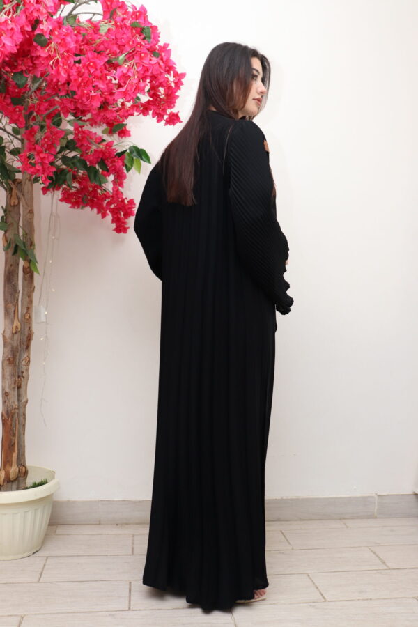 ⁦عبايه قماش كسر كامل ساده⁩ - الصورة ⁦3⁩